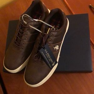 US Polo Assn size 10M mens brown shoes